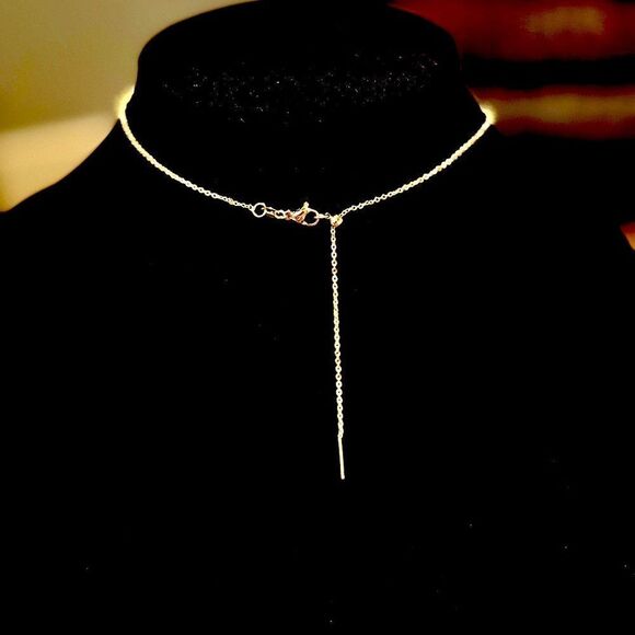 18 K GOLD PLATING LUCKY CLOVER EARRINGS AND NECKLACE SET WITH ACCENT DIAMOND - Picture 5 of 5